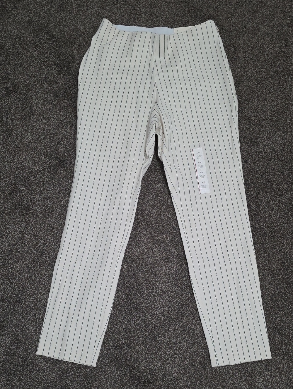 Cream Pinstripe Stretch Pull On Pants Sz. 4